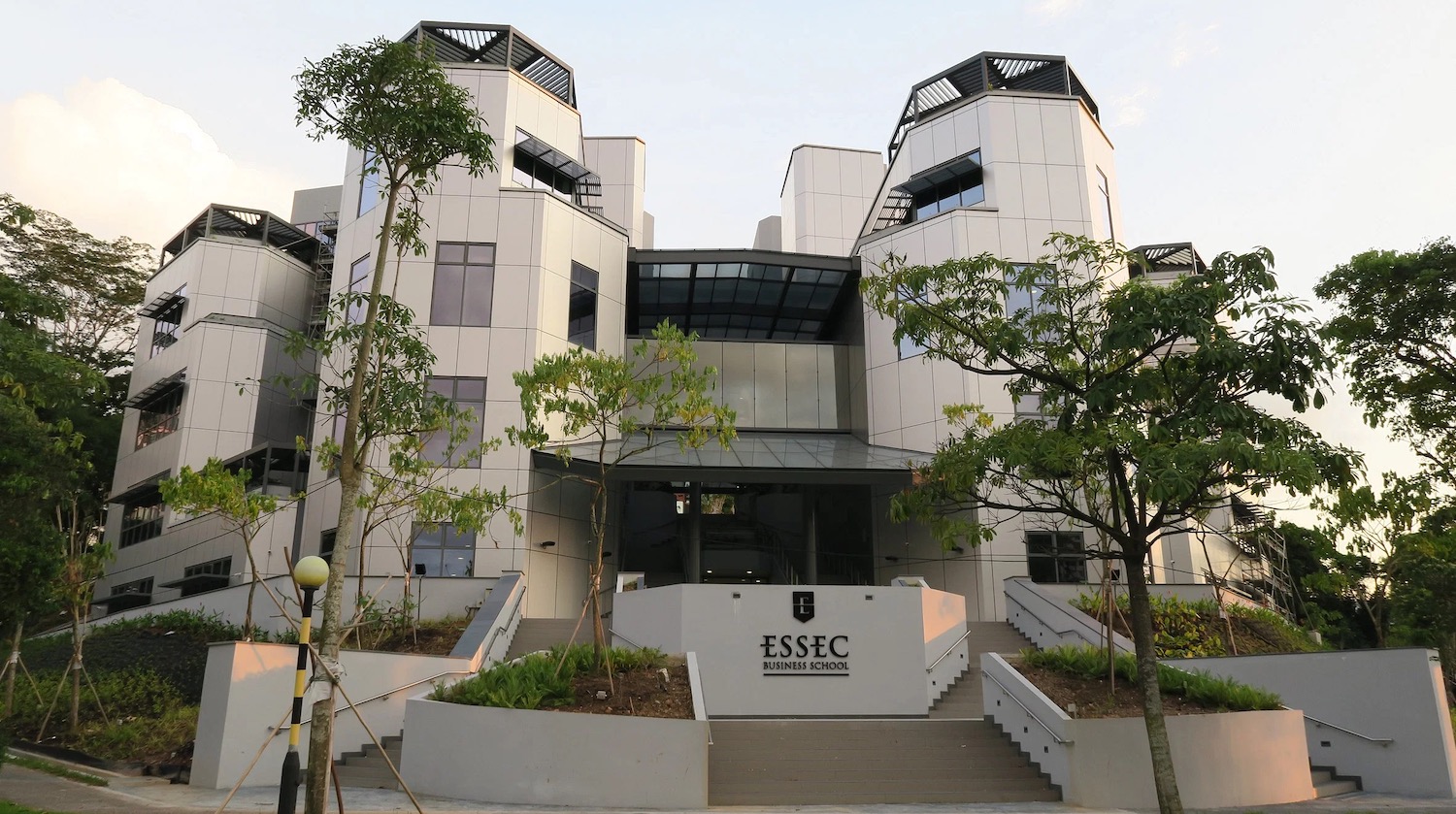 essec-business-school-singapore
